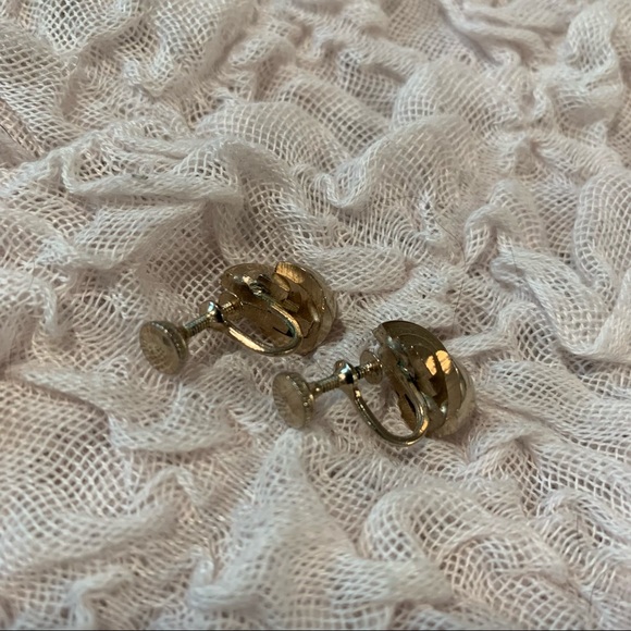 Vintage Silver Screw Back Earrings - Picture 3 of 7